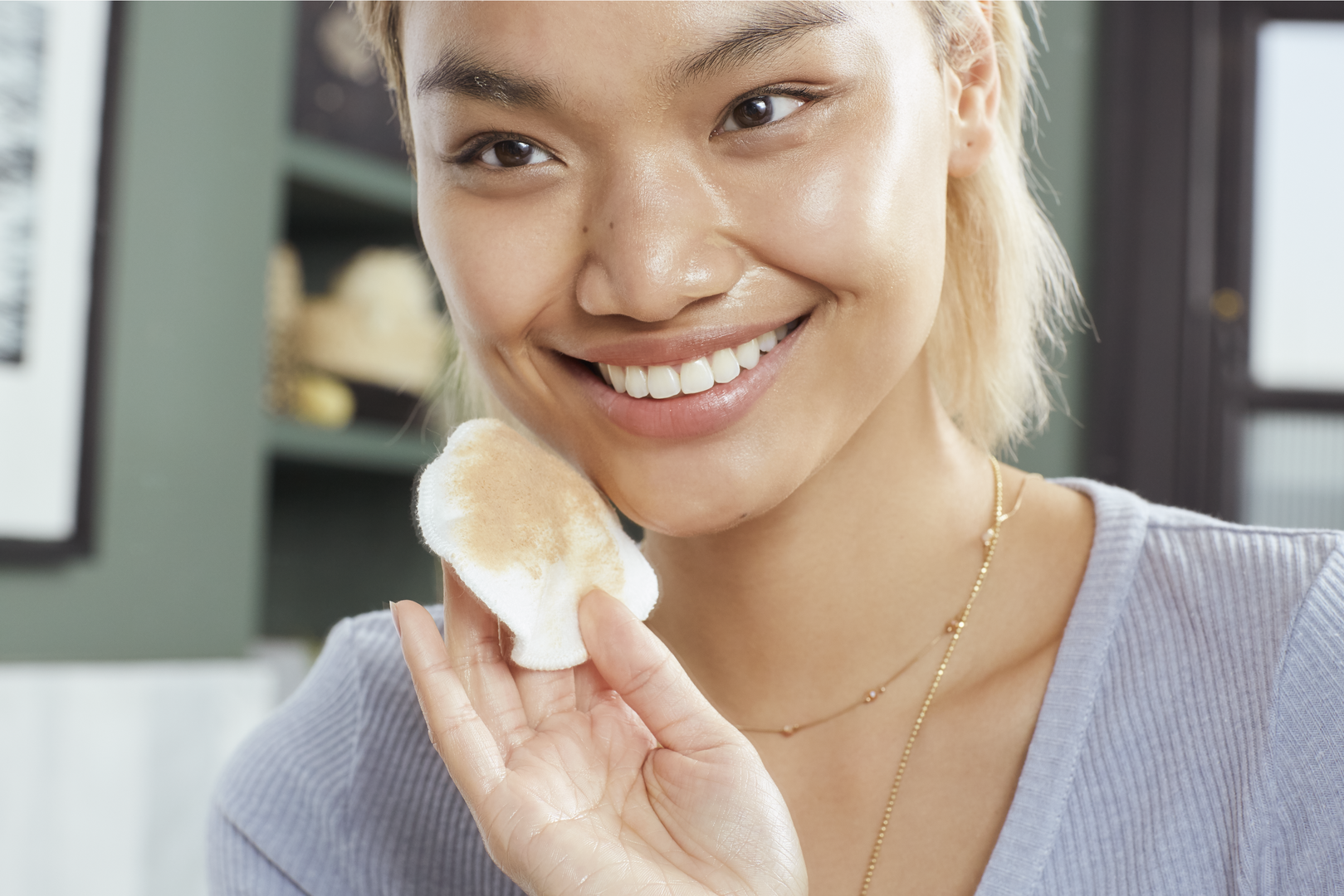 Si pravilno umivaš obraz? Si pravilno umivaš obraz?