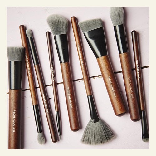 Pripomočki za ličenje Pripomočki za ličenje