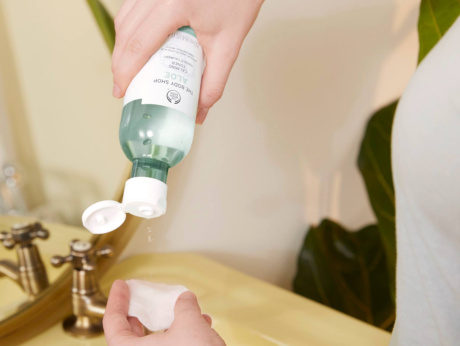 ALOE-CALMING-TONER-250ML